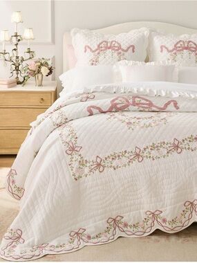 Pottery Barn Teen X LoveShackFancy Bow Embellished Quilt California King
